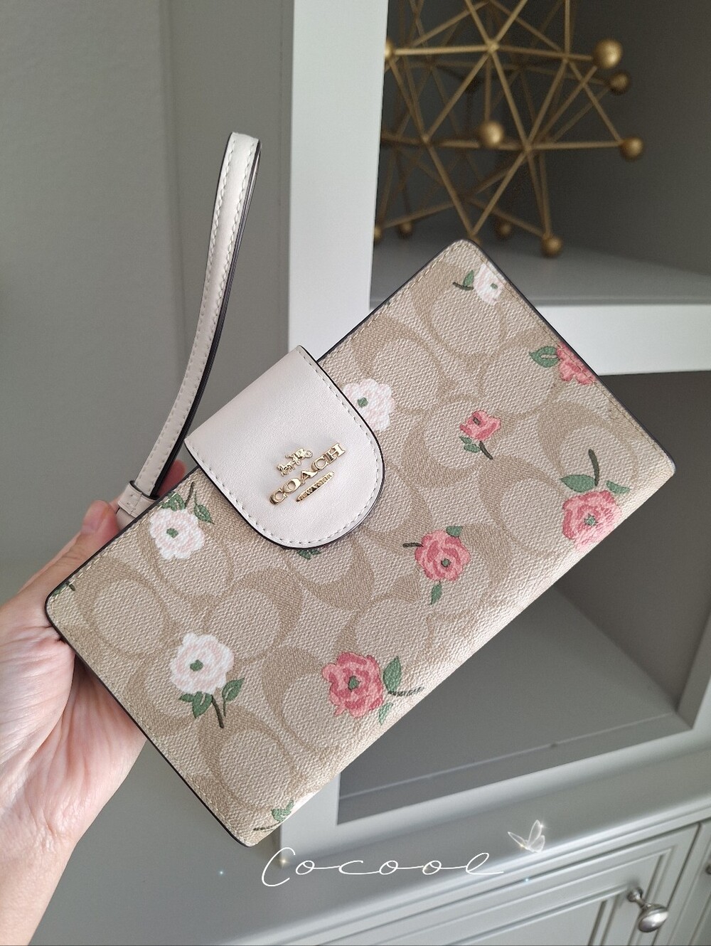 NWT Coach tech Phone Wallet Signature Canvas Floral Light Khaki ChalkCR967